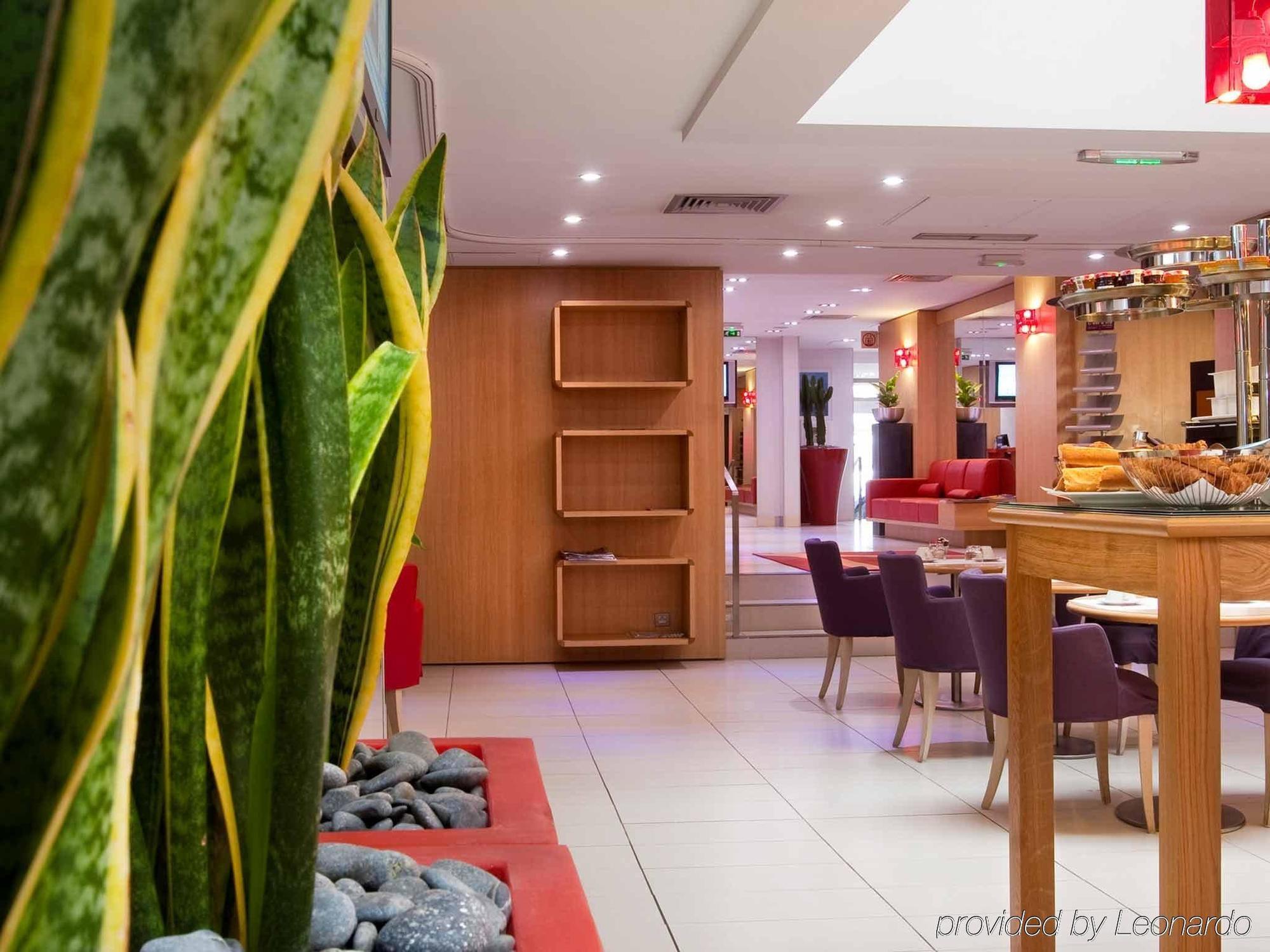 Mercure Paris Arc De Triomphe Wagram Exterior photo