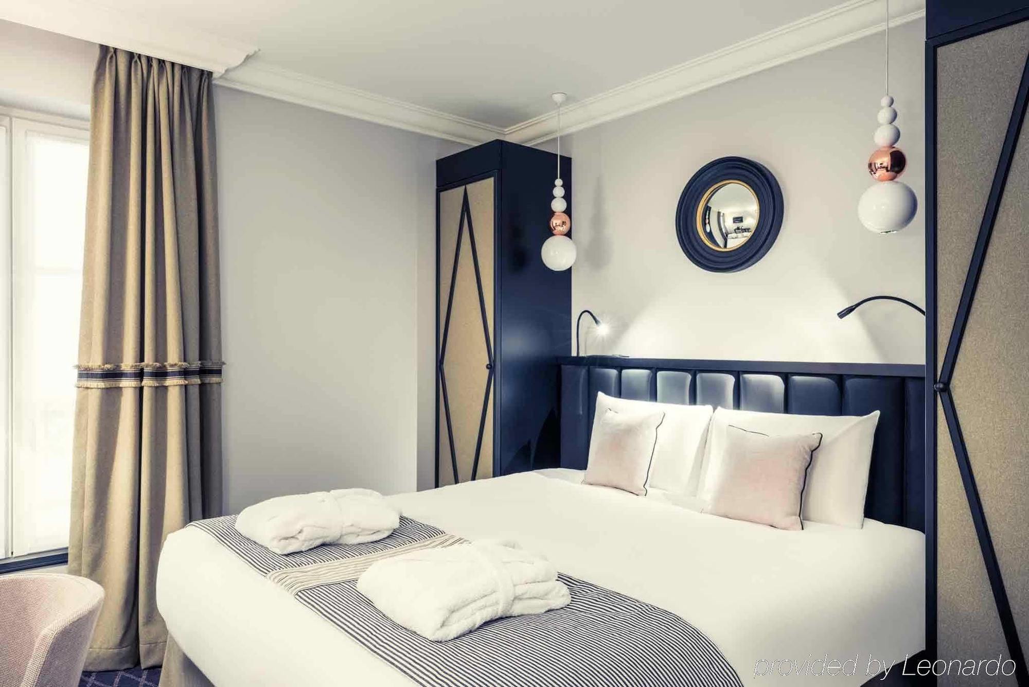 Mercure Paris Arc De Triomphe Wagram Exterior photo