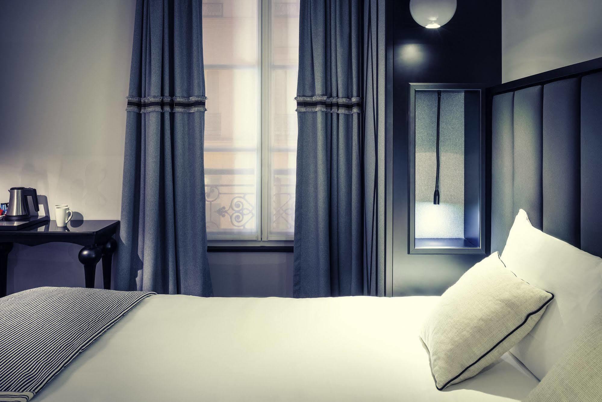 Mercure Paris Arc De Triomphe Wagram Exterior photo